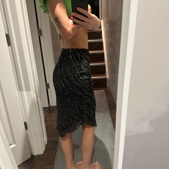 Black glitter midi skirt - Picture 2 of 4